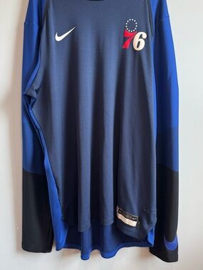 Nike Philadelphia 76ers Authentic Dri-FIT Long Sleeve Warm Up Shirt XXL